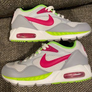 Women's Nike Air Max Correlate - Size 8.5